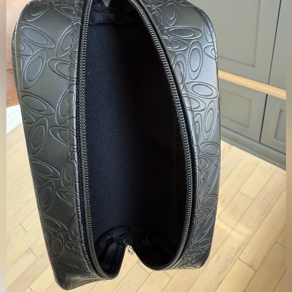 Oakley Black Sunglasses Zipper Semi Hard Case w/ Carry Handle - Picture 4 of 5